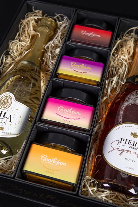 Rozmanitosť pohárov s džemami GENTLEJAM