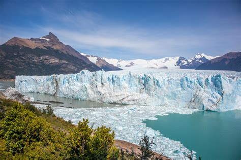Pohľad na tajnú ľadovcovú jaskyňu