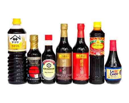 Infografika o rôznych typoch destilačných prístrojov