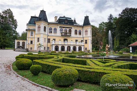 Romantický kaštieľ s vinohradmi