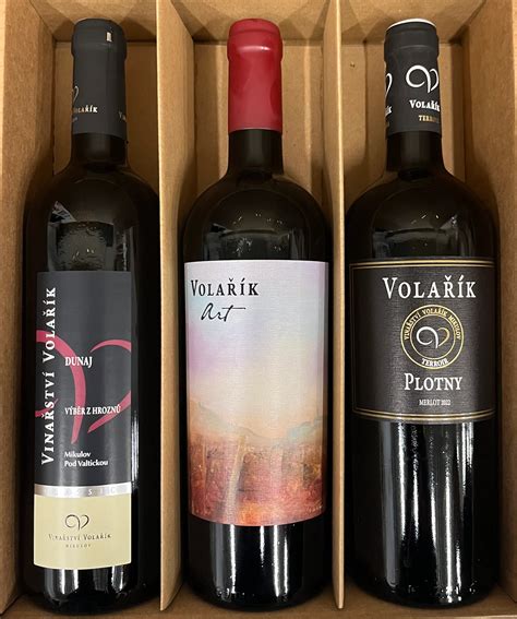 Súprava bielych a červených vín