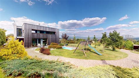 Rodinná vila v slovenskej dedine