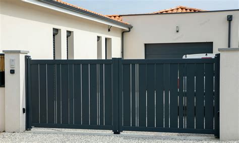 Pohľad do dvora Renesančného domu s morušou