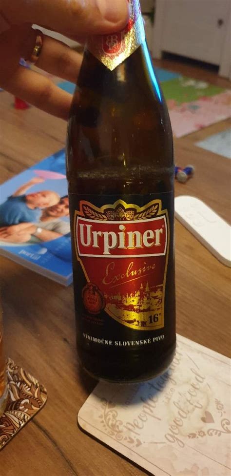 Slovenské pivo Urpiner s chmeľom