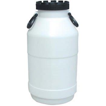 plastový sud na kvas s kvasnou zátkou