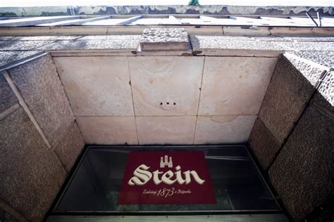 Fotografia starého loga pivovaru Stein