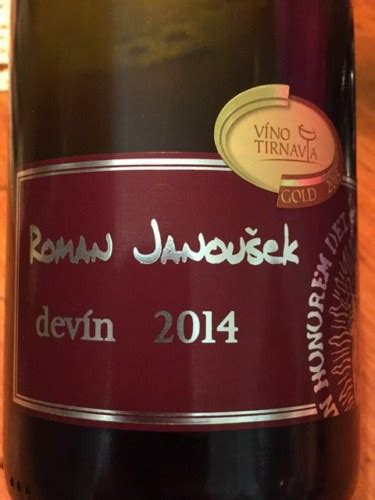 Fľaše vín značky Janoušek & Polák