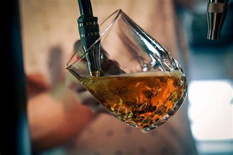 Bublinky v pohári šampanského