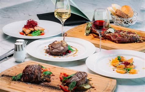 Ilustrácia znázorňujúca základné princípy párovania vína a jedla