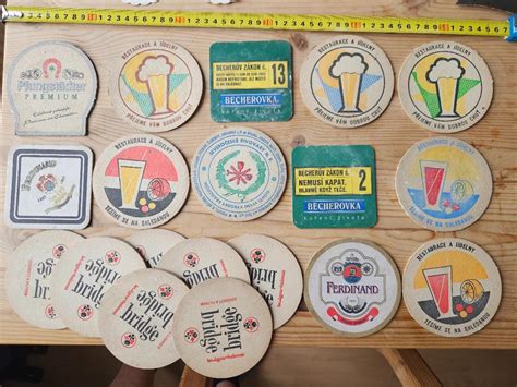 historické pivné tácky