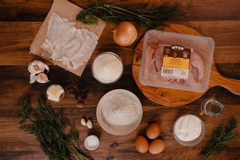 Ingrediencie na prípravu trnkového likéru