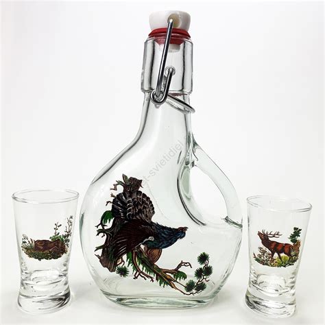 Fľaša slivovice s historickým motívom