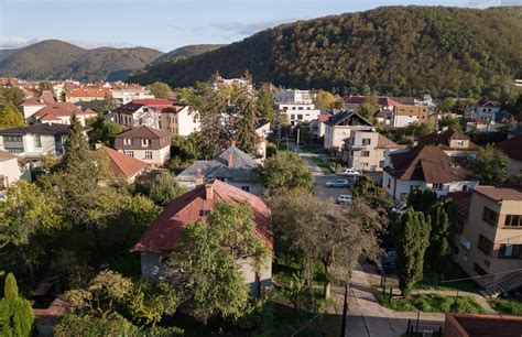 Pútač v švajčiarskej dedine