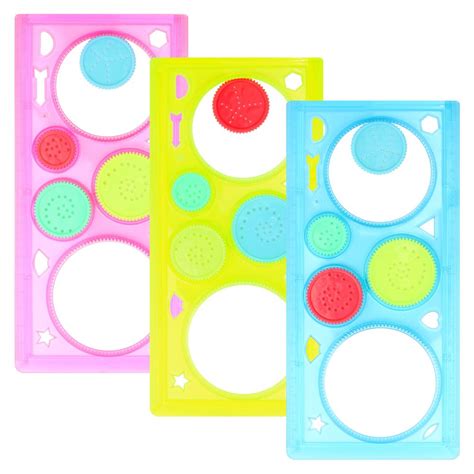 Ukážka rôznych tvarov etikiet