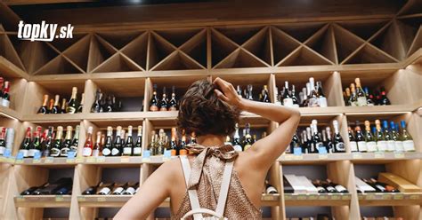 Symbol varovania pred kombináciou liekov a alkoholu