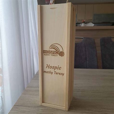 Drevený darčekový box s pivom