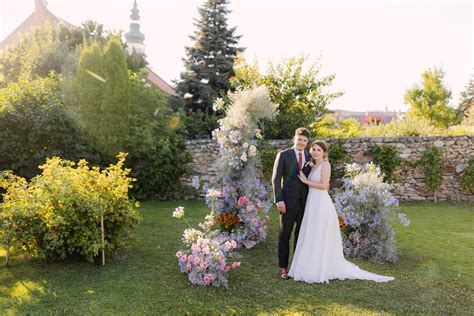 Svadobný obrad v záhrade Neco Modra