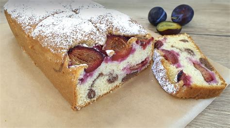 Plech so slivkami pripravený na pečenie