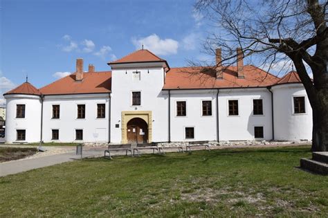 Renesančný kaštieľ v Borši