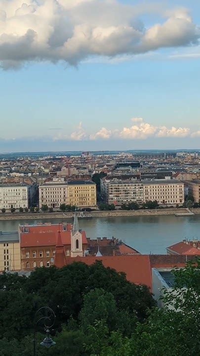 Pohľad na Budapešť z Rybárskej bašty