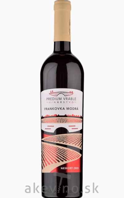 Fľaša vína Frankovka Modrá s typickou etiketou