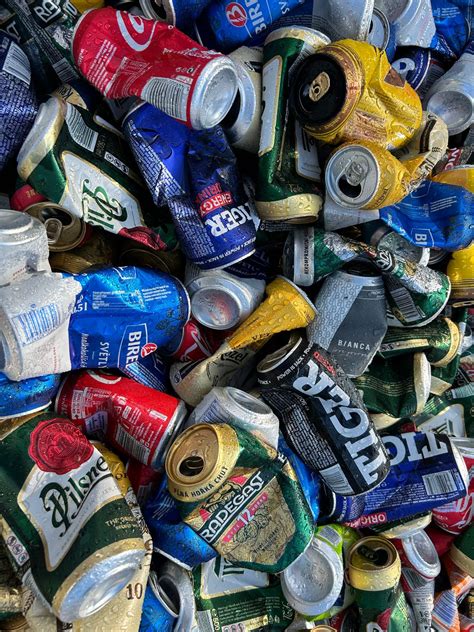 Ilustračná fotografia plechovky s radlerom