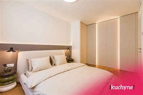 Ilustračná fotografia interiéru moderného pubu