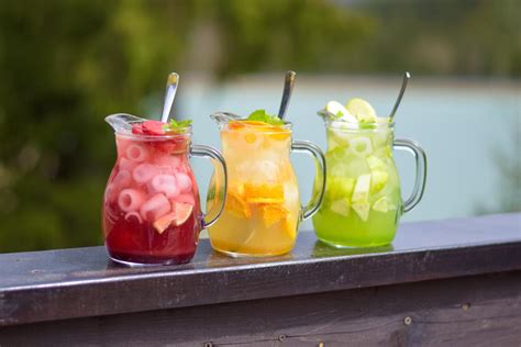 Ilustrácia rôznych druhov nealkoholických nápojov