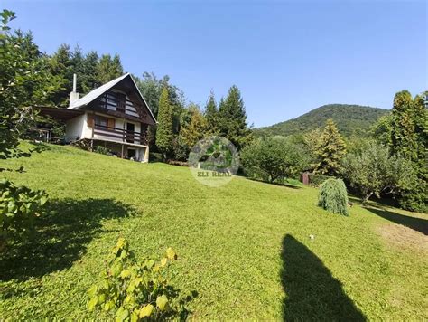 Pohľad na halu vo Veľkom Šariši