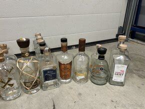 fľaše rôznych radlerov