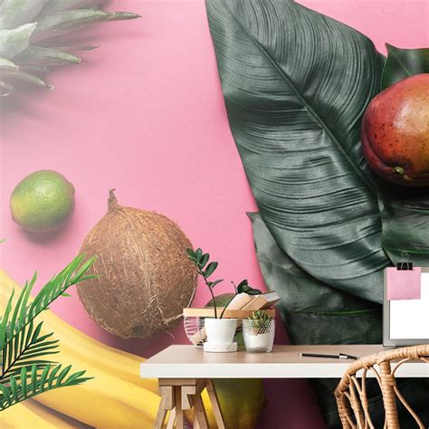 Ilustračná fotografia tropického ovocia a kávy, symbolizujúca chute pív Hop Grup