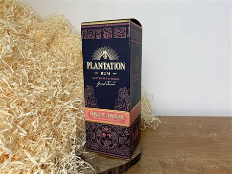 Porovnanie pohárov Plantation a Malecon