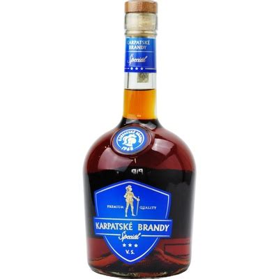 Fľaša Karpatského Brandy Špeciál VS