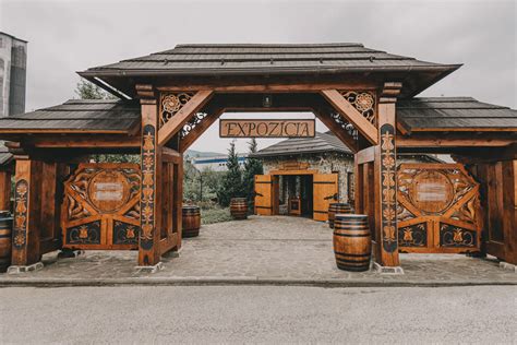 Areál Nestville Park s expozíciou a čokoládovňou