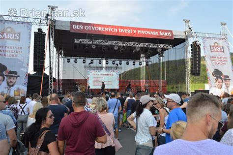 Návštevníci na Dni otvorených dverí v Pivovare Šariš