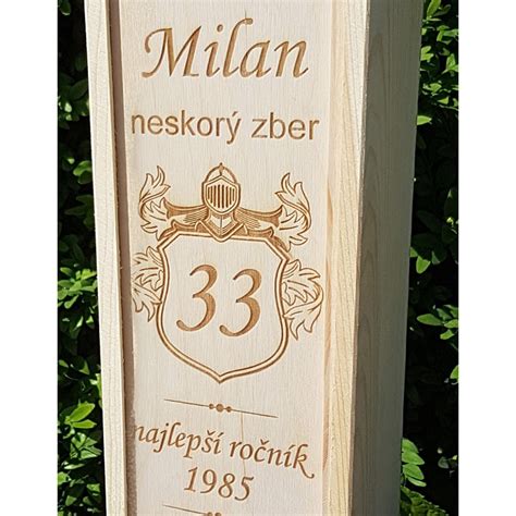 rôzne dizajny drevených kaziet na víno