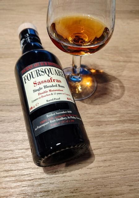 Fľaštička rumu značky Foursquare z DramRoom.cz