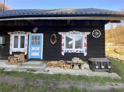 Fotografia bývalej sladovne s komínmi