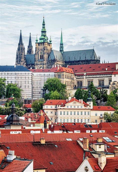 Malá Strana s pohľadom na Pražský hrad