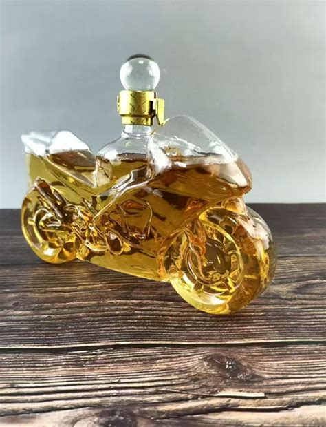 Fľaša kvalitného koňaku