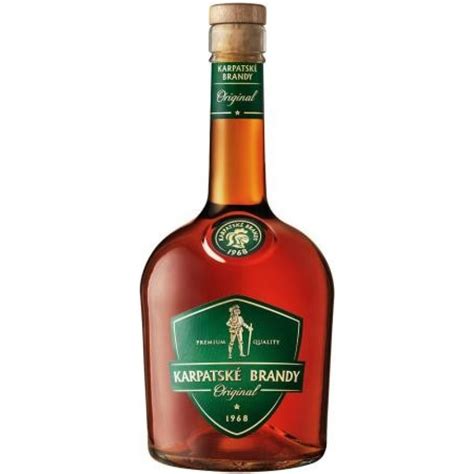 Fľaša luxusného brandy