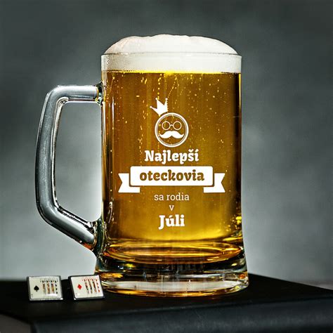 Tradičný slovenský pivný krígeľ