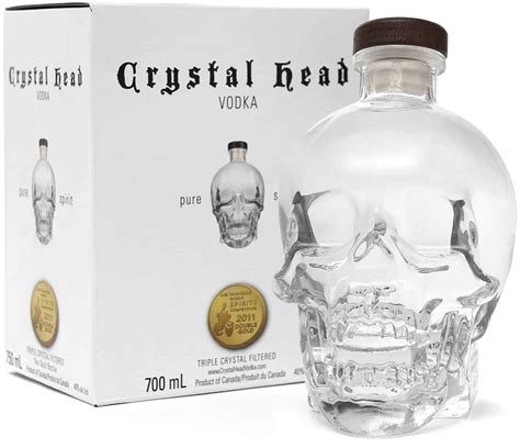 Detail sklenenej fľaše Crystal Head Vodky