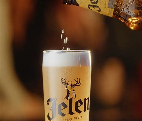 Fľaša Jelen Piva