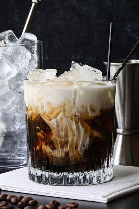 Pohár s White Russian
