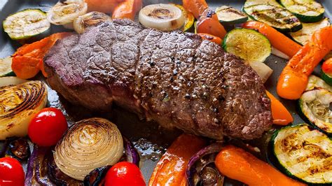 Hovädzí steak s prílohou