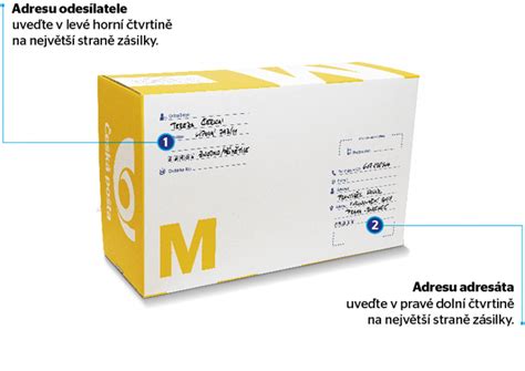 Balík s fľašou rumu pripravený na odoslanie