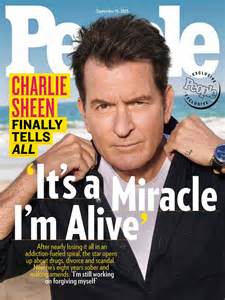 Charlie Sheen v bare