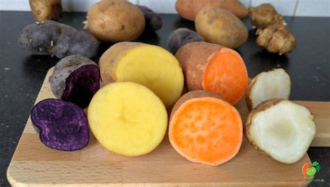 rôzne druhy pečených zemiakov