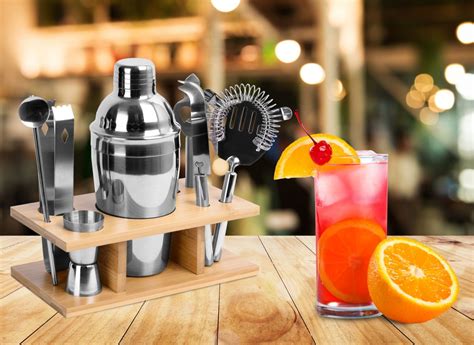 Sada základného barmanského náčinia